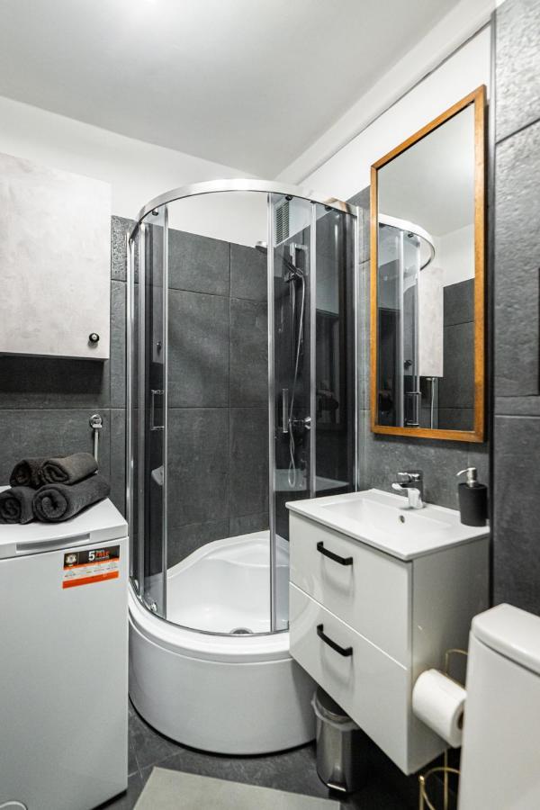 Niceone Apartment Number 5 - W Samym Centrum! Breslávia Exterior foto